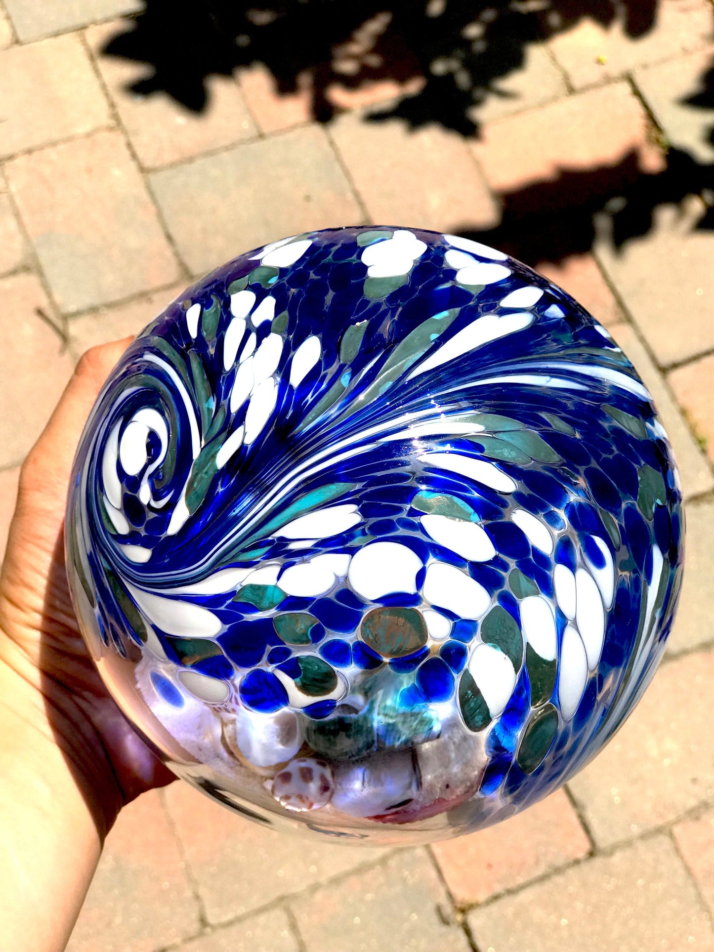 Free US Shipping~5.5" Atlantic Blue Sea Globe, handblown art glass Decor Holiday Gift with natural sea shell and sand