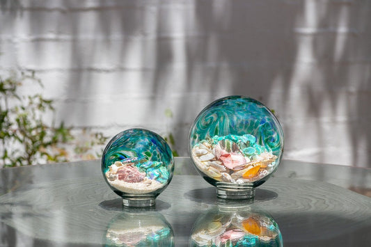 Free US Shipping~ 5.5" Lake Green Sea Globe, handblown art glass Decor Holiday Gift with natural sea shell and sand