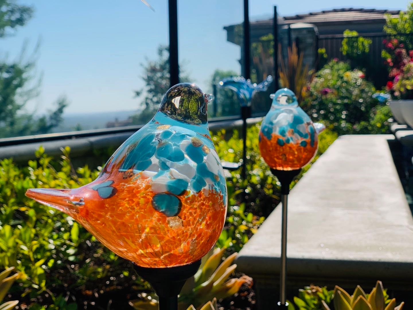 Set of 2 Handmade Art Glass LED Solar path garden lights - Bird Sun Catcher Garden Stake Statue Figurine- Orange Blue