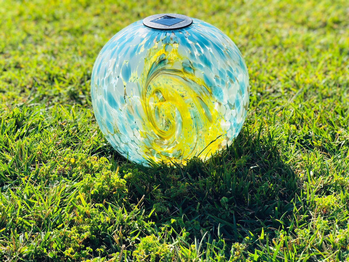 12" XLarge LED Solar Orb Gaze Ball/Garden/Pathway Light/Patio Table Light/Sun Cather/Art Glass Earth