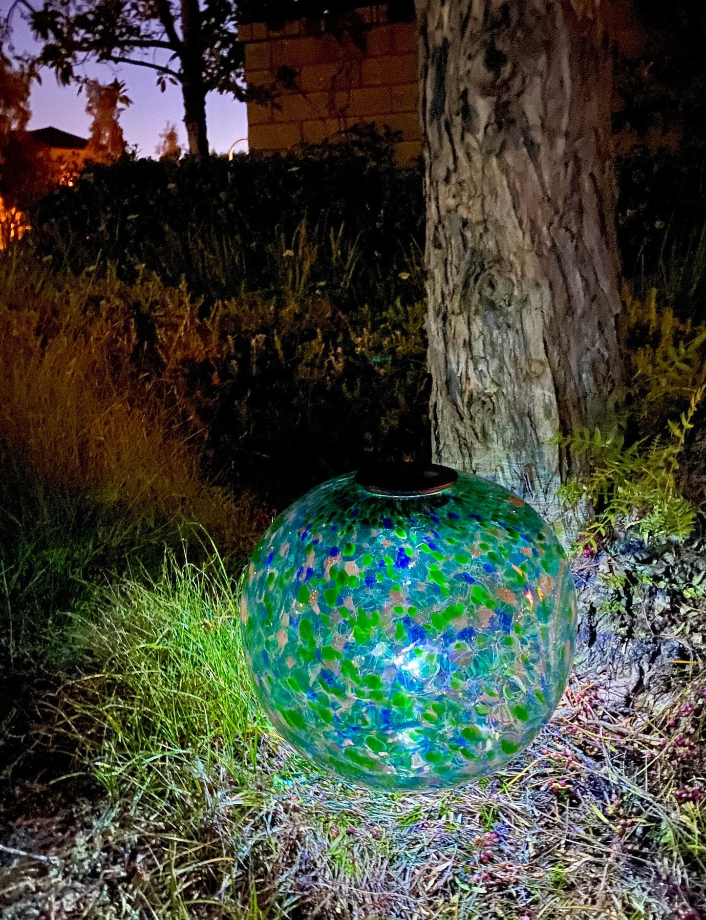 12" XLarge LED Solar Orb Gaze Ball/Garden/Pathway Light/Patio Table Light/Sun Cather/Art Glass Green
