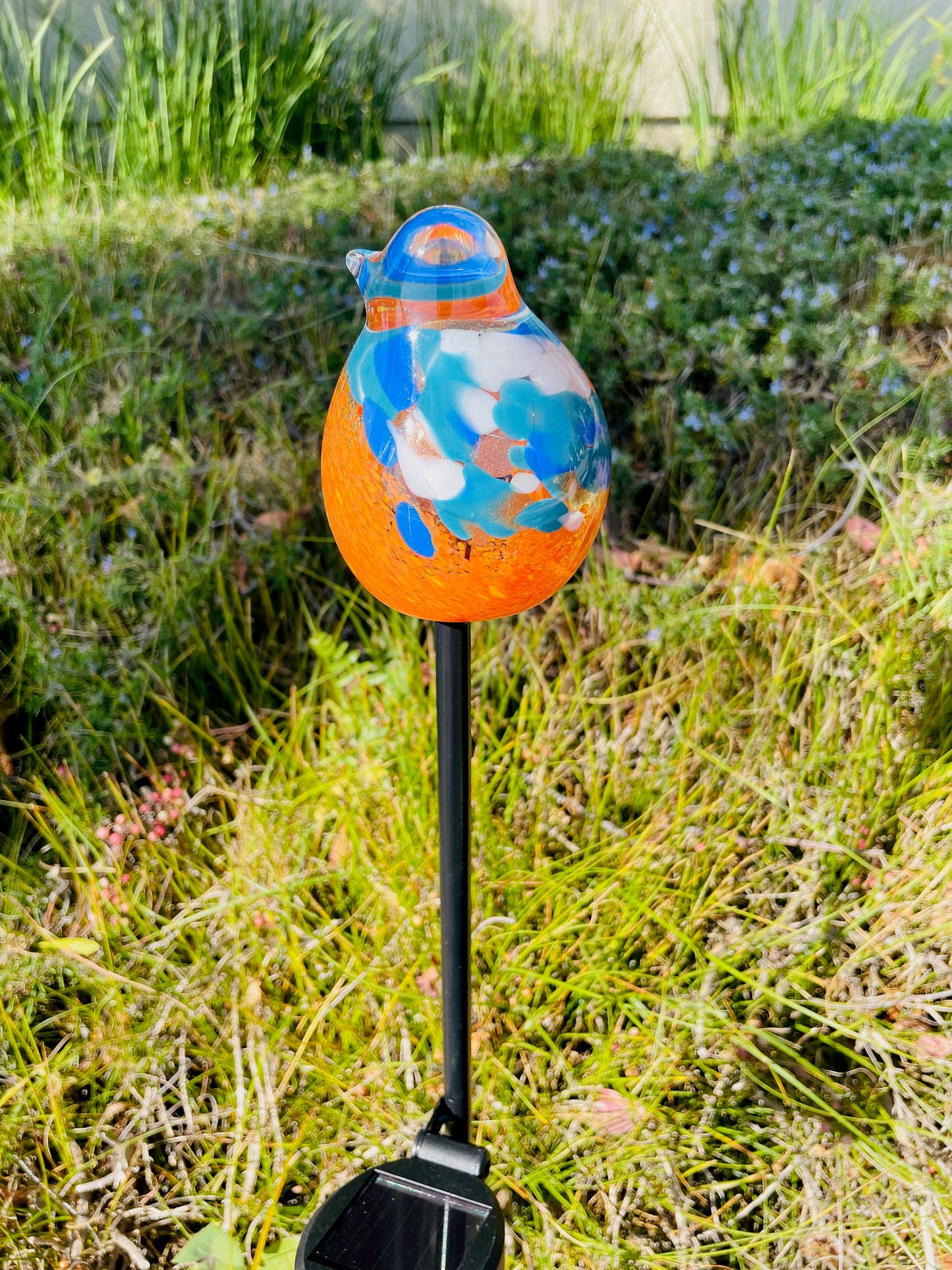 Set of 2 Handmade Art Glass LED Solar path garden lights - Bird Sun Catcher Garden Stake Statue Figurine- Orange Blue