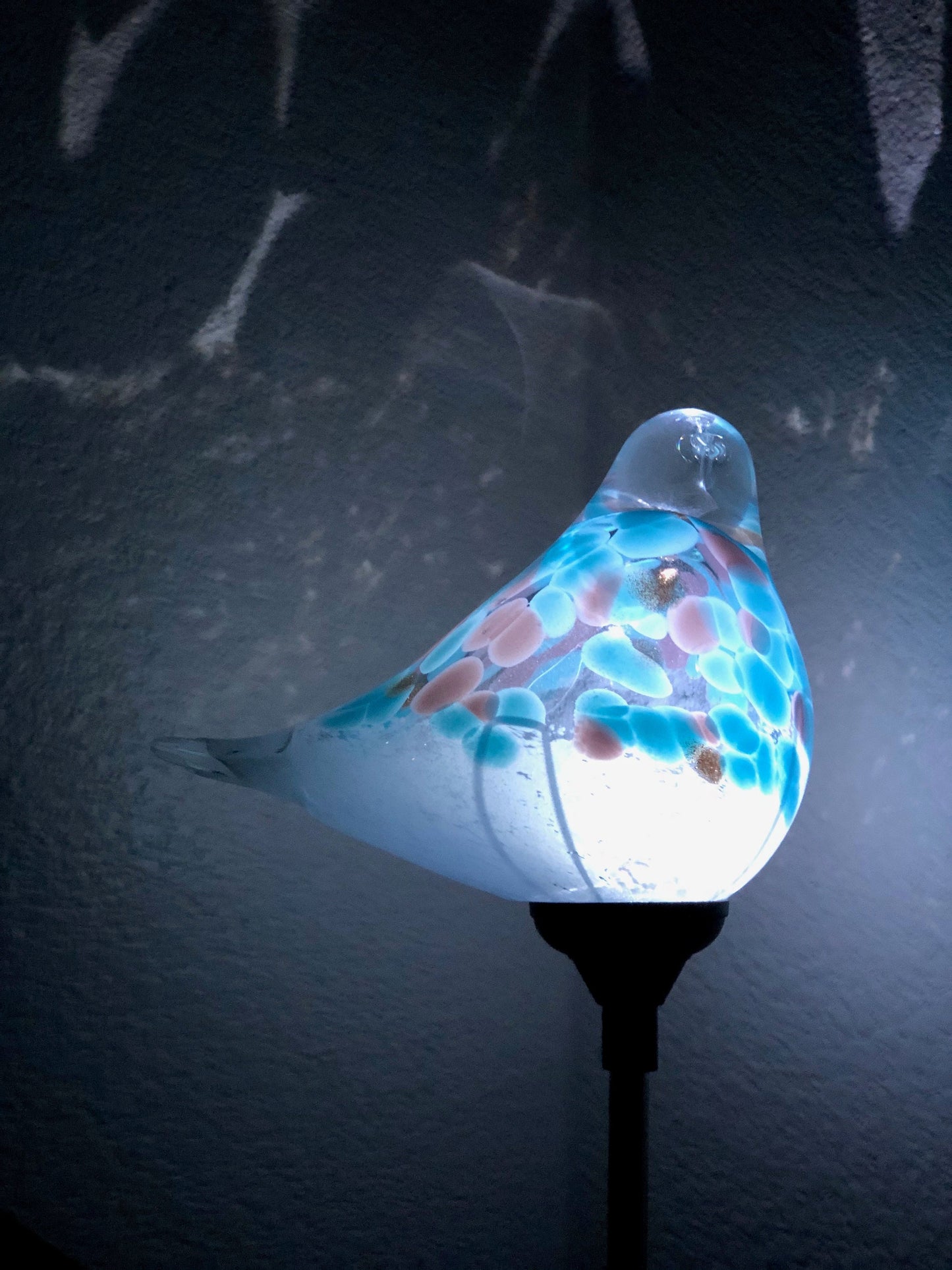 Set of 2 Handmade Art Glass LED Solar path garden lights - Bird Sun Catcher Garden Stake Statue Figurine- White Blue