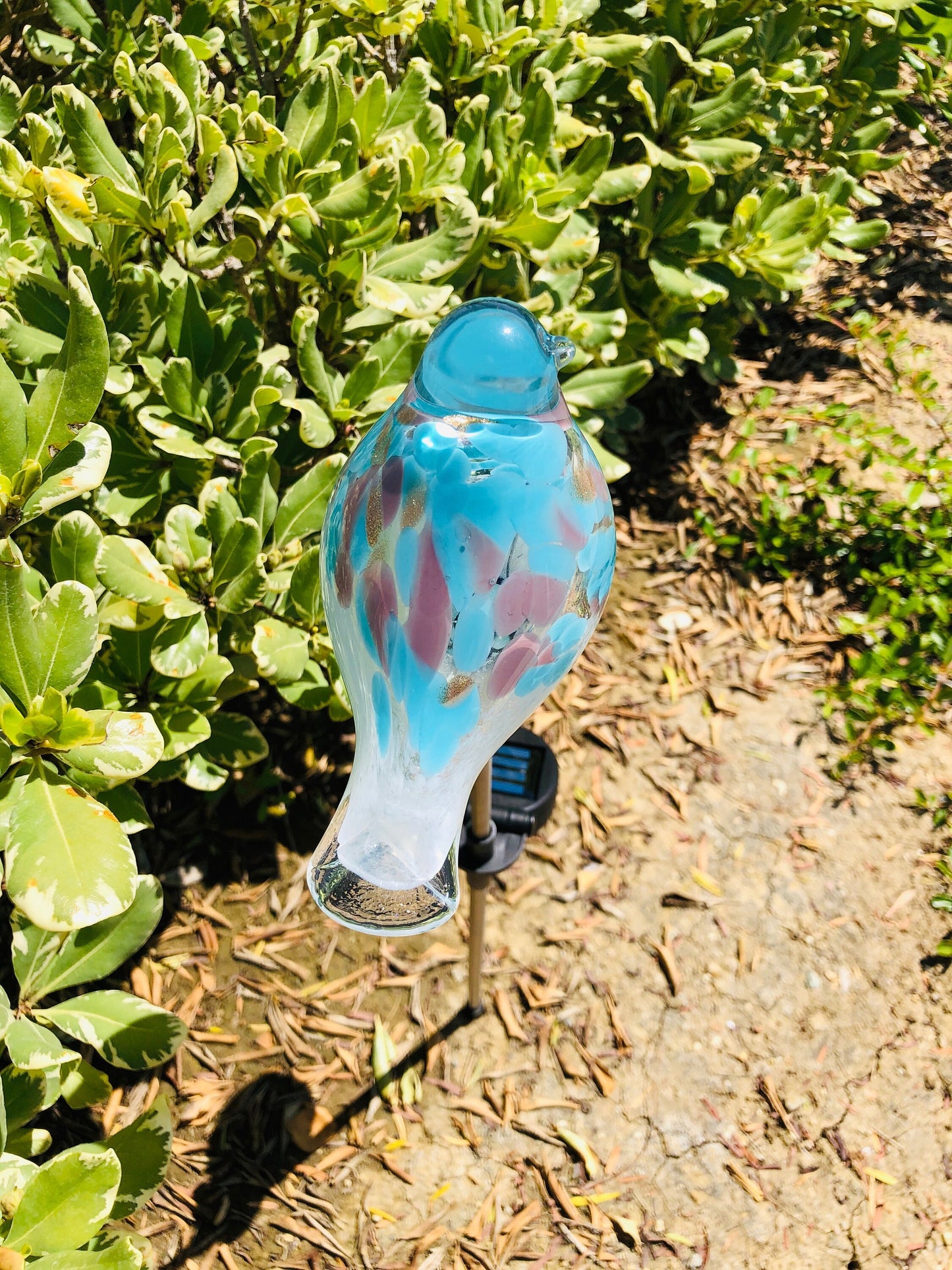 Set of 2 Handmade Art Glass LED Solar path garden lights - Bird Sun Catcher Garden Stake Statue Figurine- White Blue