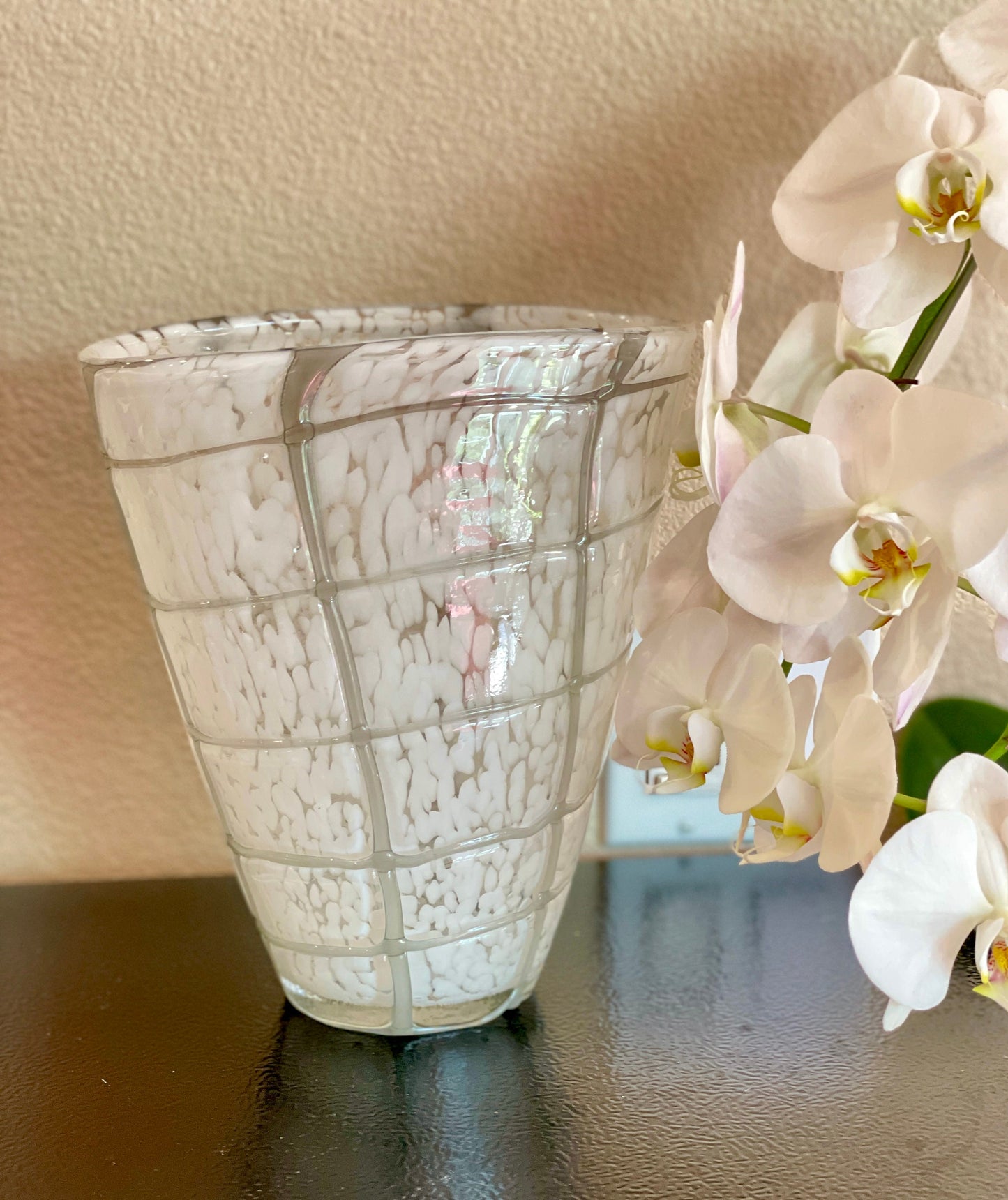 Viterra Gallery Collection Grid Vase
