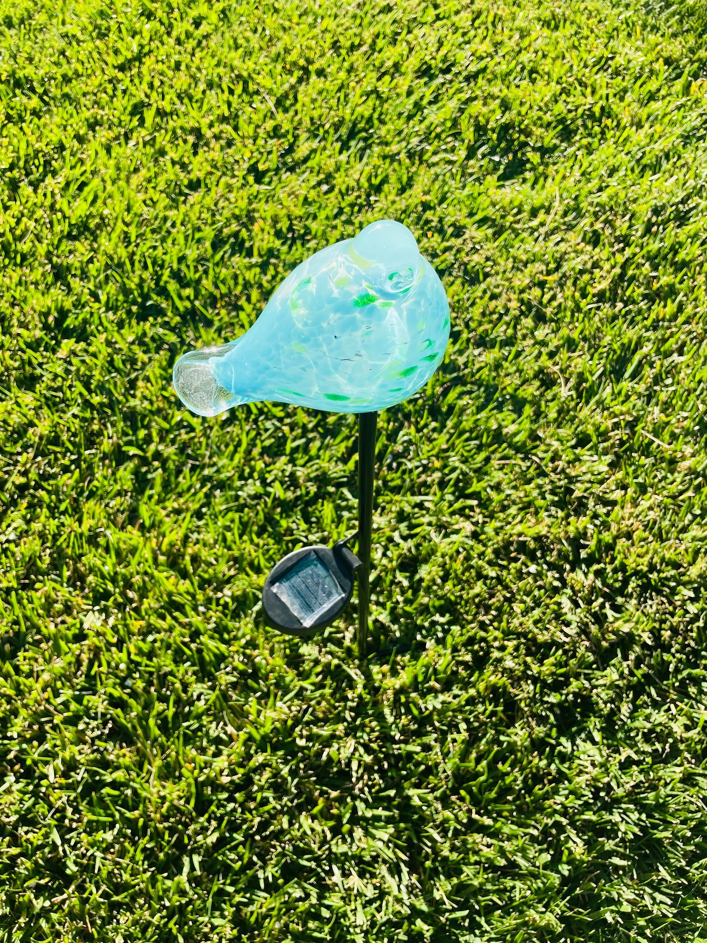 Set of 2 Handmade Art Glass LED Solar path garden lights - Bird Sun Catcher Garden Stake Statue Figurine- Blue+White